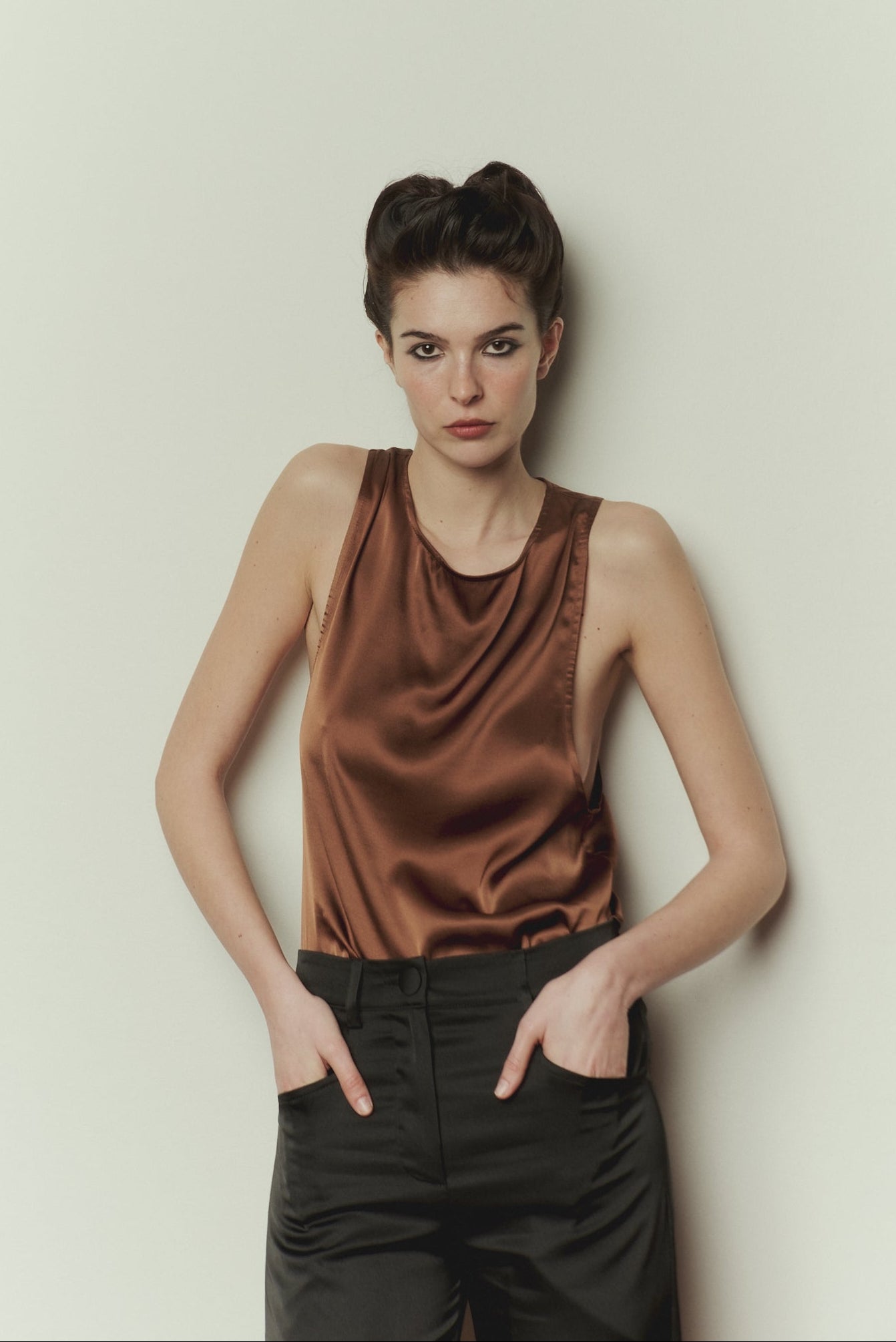 Gym Top in Cocoa Satin