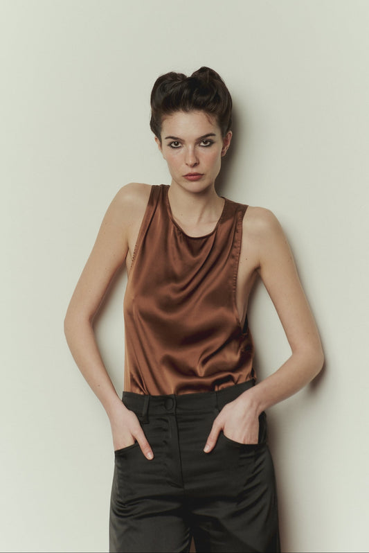 Gym Top in Cocoa Satin