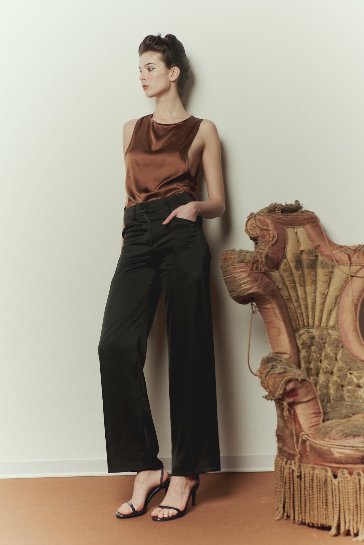 Mezzanotte Trousers in Black Satin